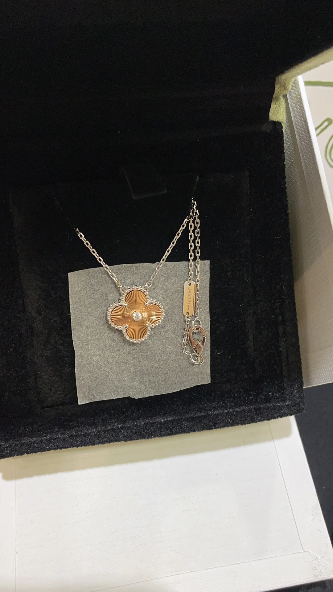 Van Vuitton - Колье 130