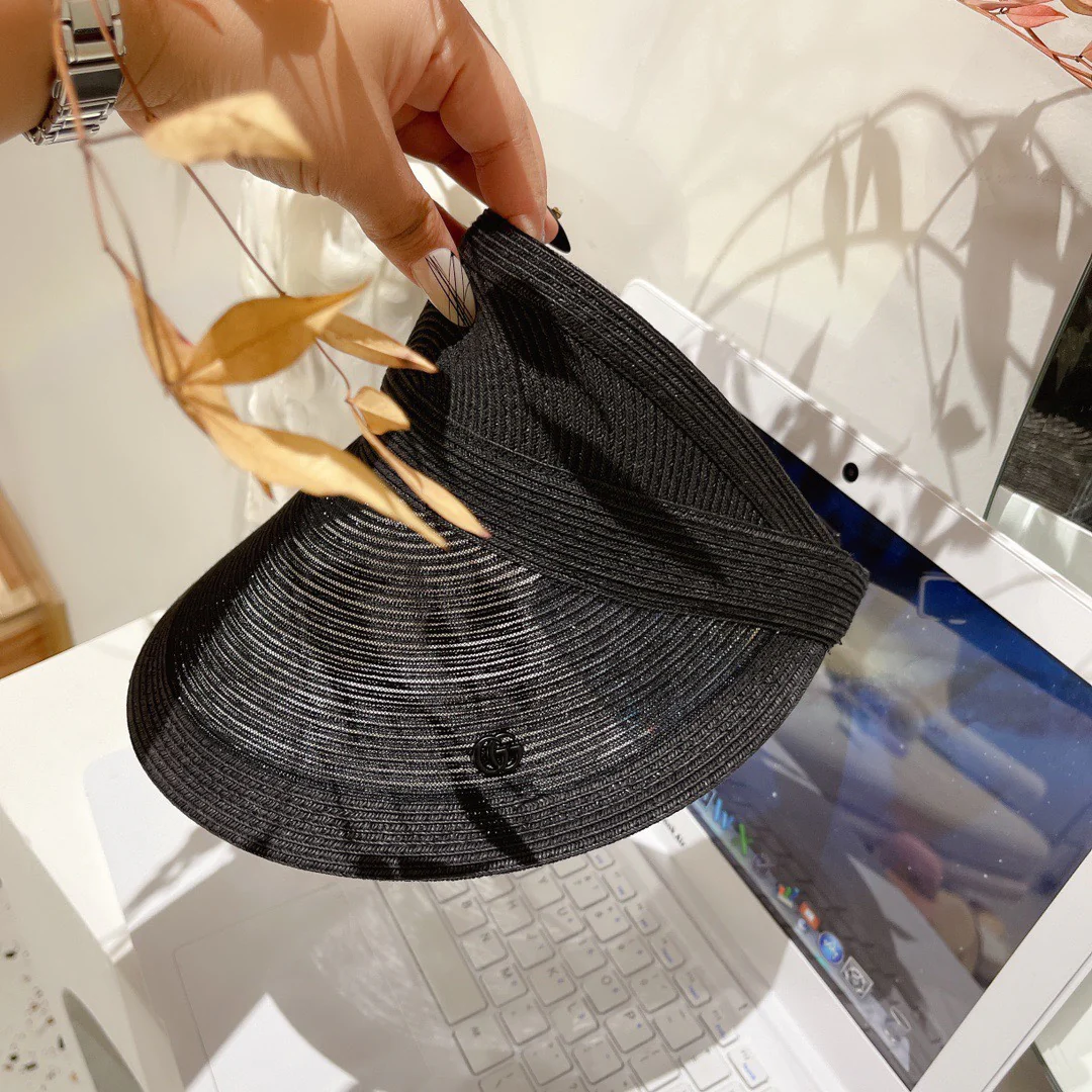 Шляпа от солнца Gucci из ледяного шелка