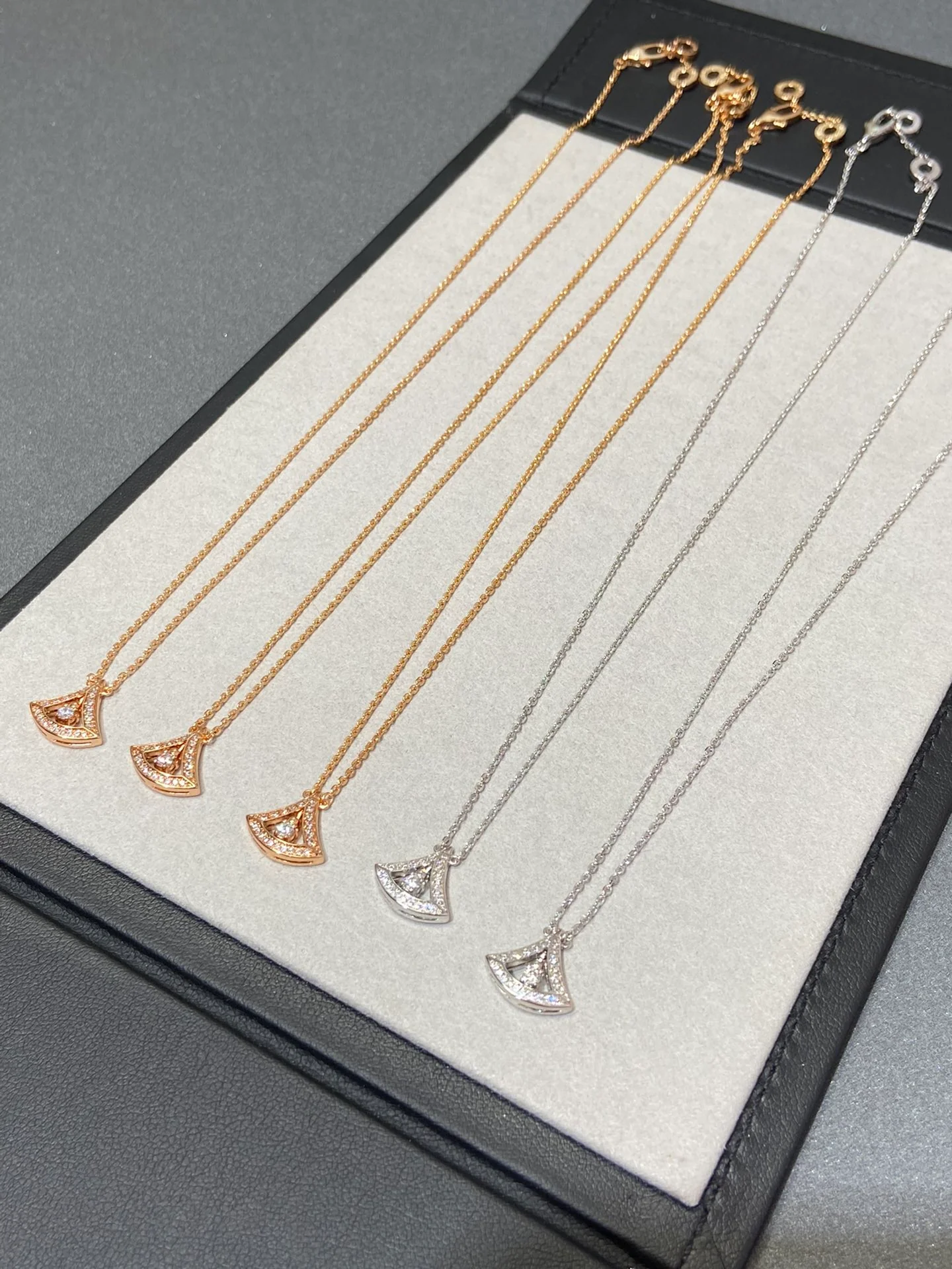 Bvlgari - Колье 062