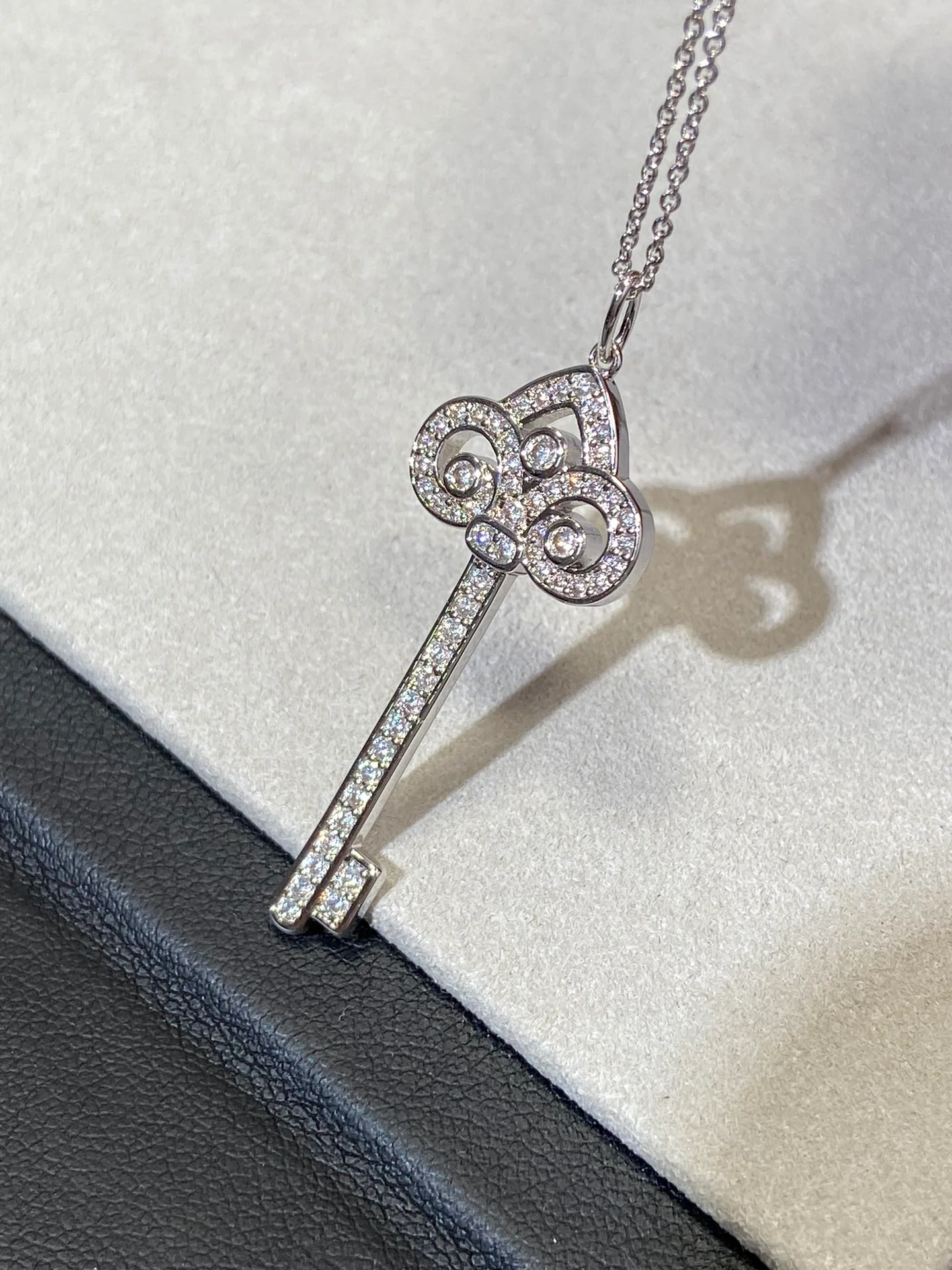 Колье Tiffany 003