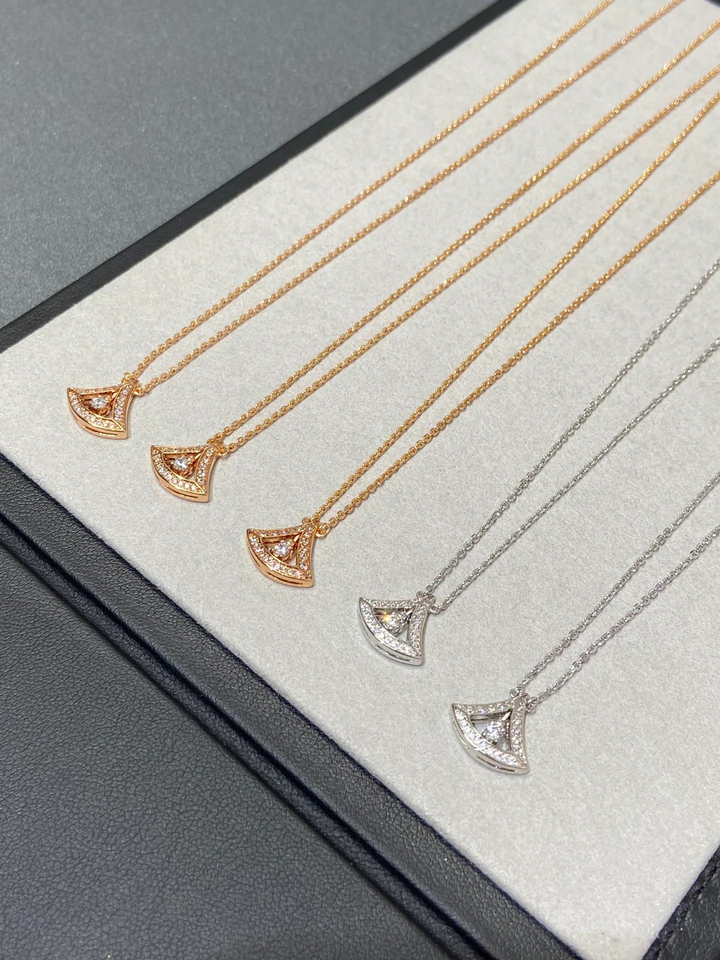 Bvlgari - Колье 062