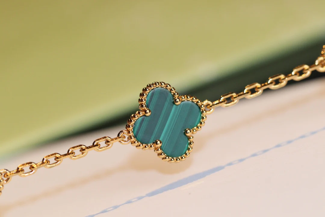 Браслет VCA - 7