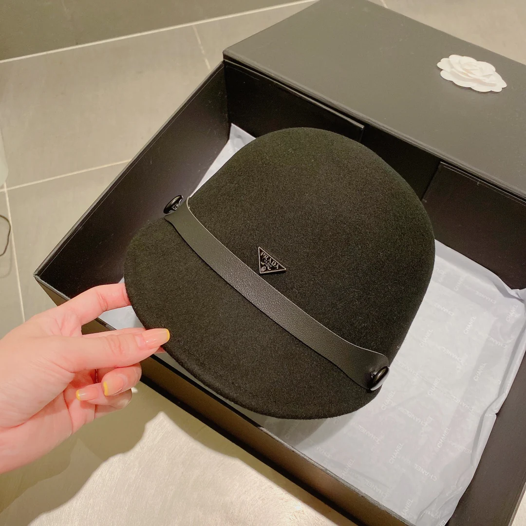 Prada - Шерстяная шляпа для верховой езды - Черная