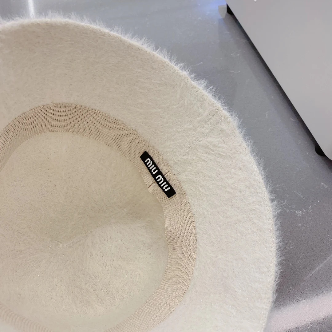 Miu Miu - Маленькая жемчужная рыбацкая шляпа - белая