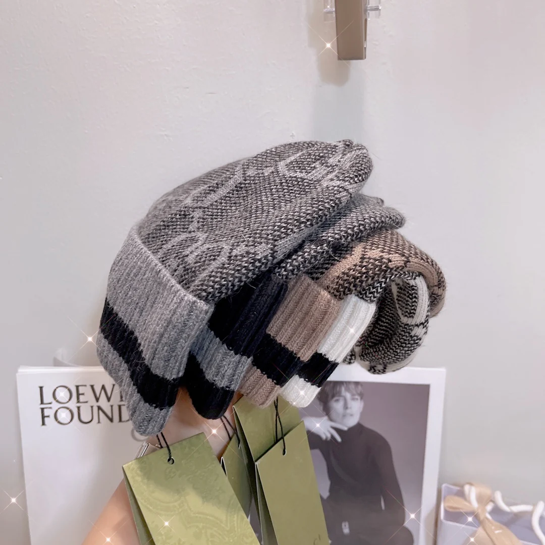 Gucci - Эластичная вязаная шапка-бини - Серая