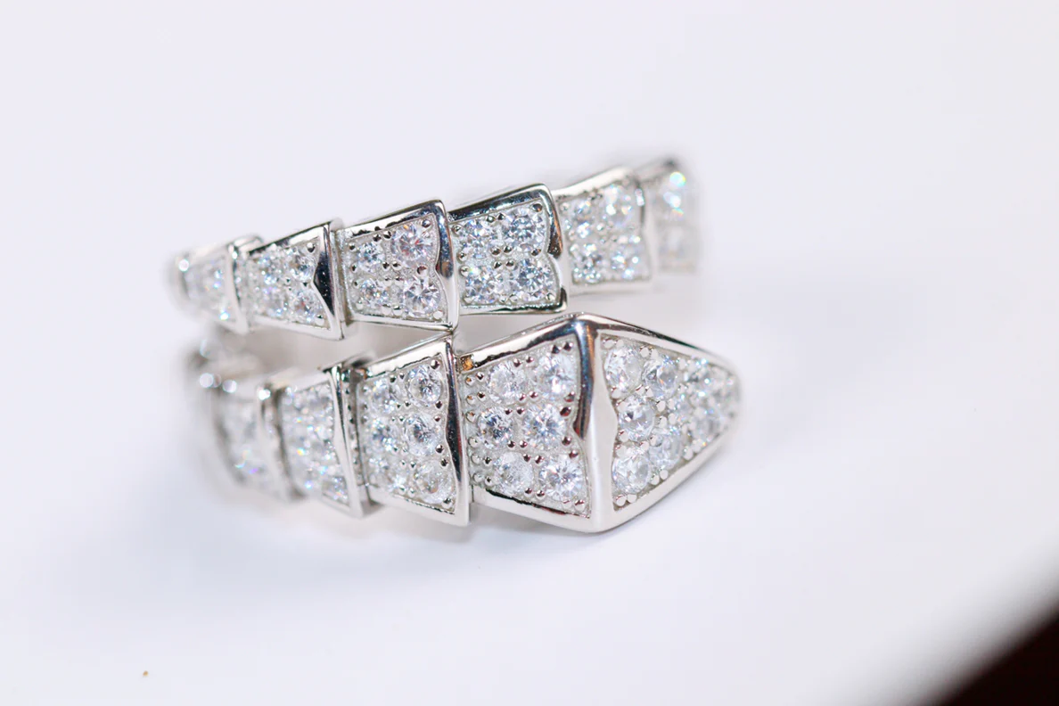 Кольцо Bvlgari - 18