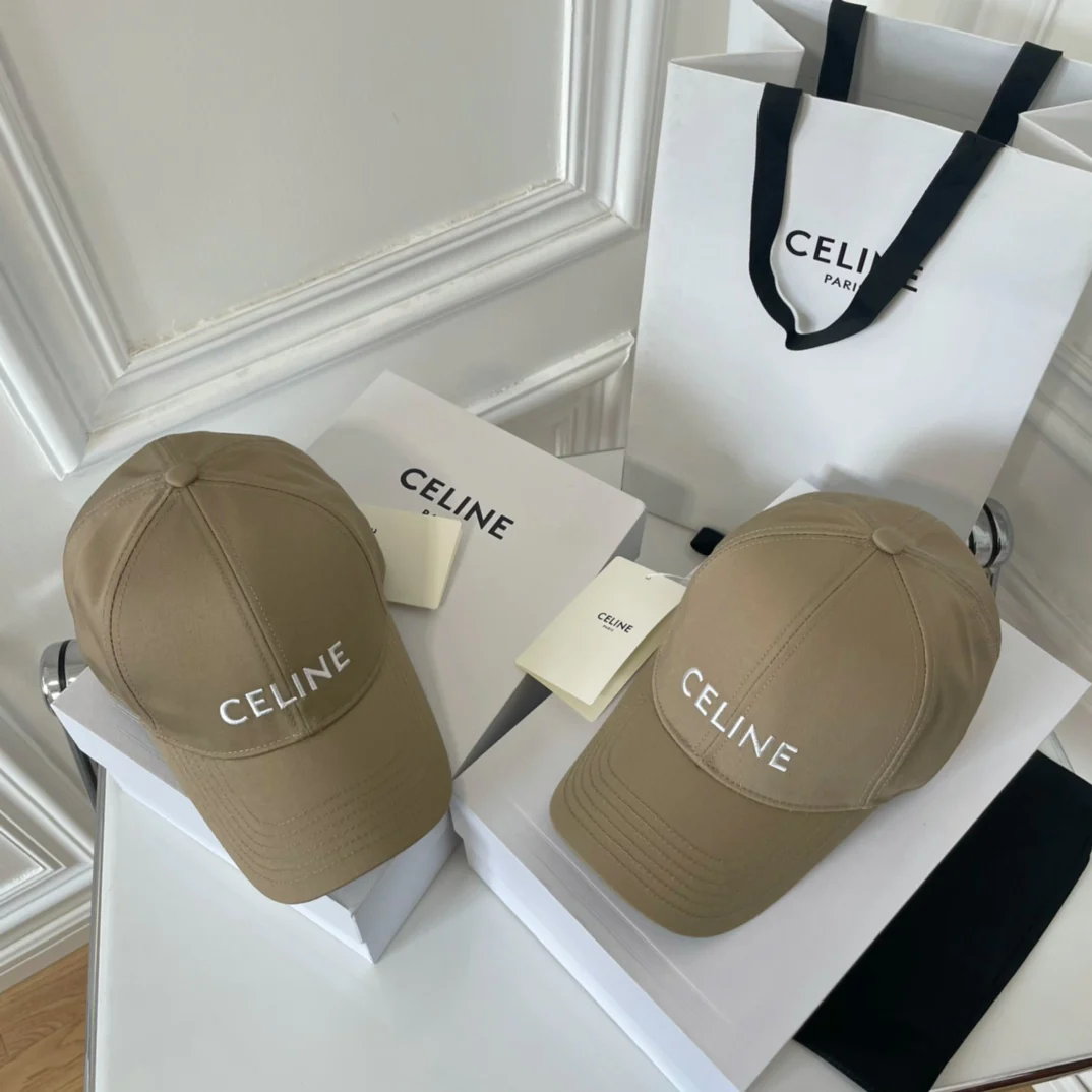 Классическая бейсболка Celine