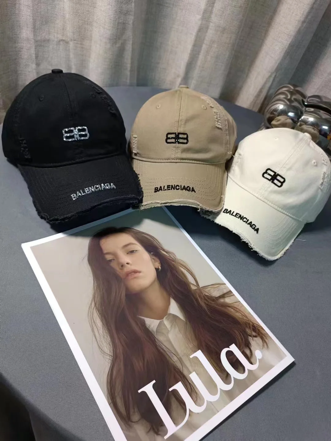 Balenciaga - Шляпа с начесом