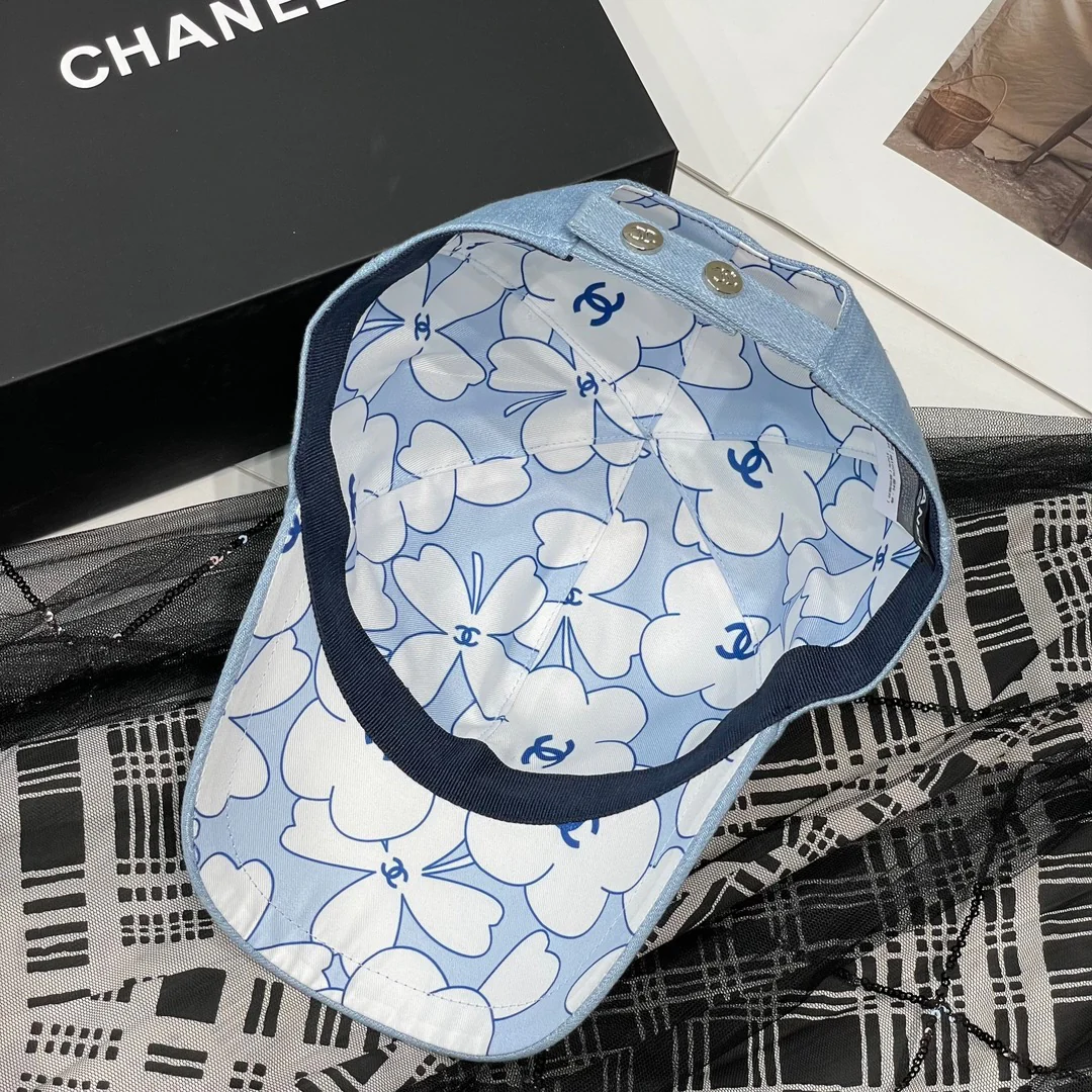 Chanel - Новая бейсболка с пайетками - Синяя