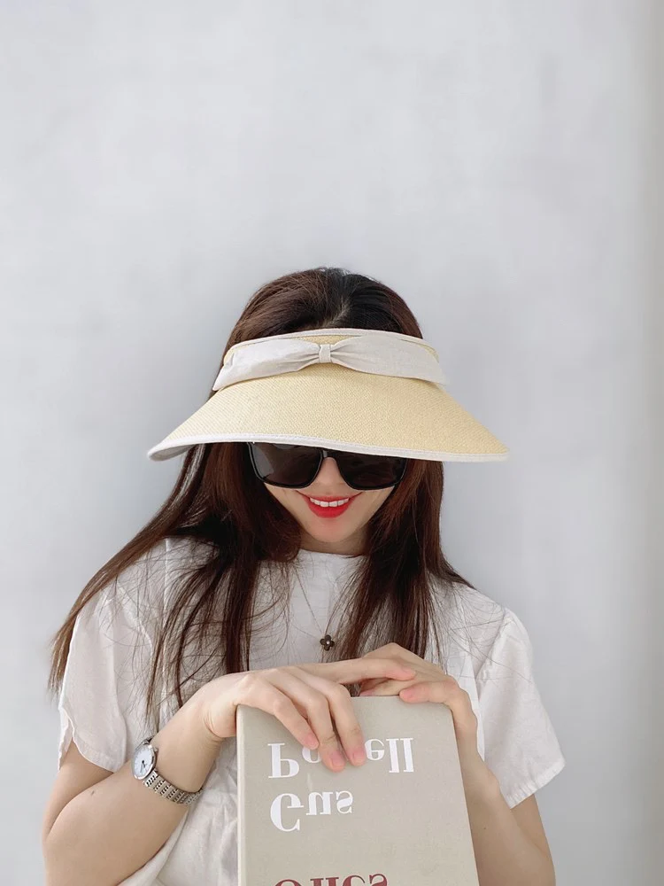 Соломенная шляпа Chanel 2022 с открытым верхом - 1 шт.