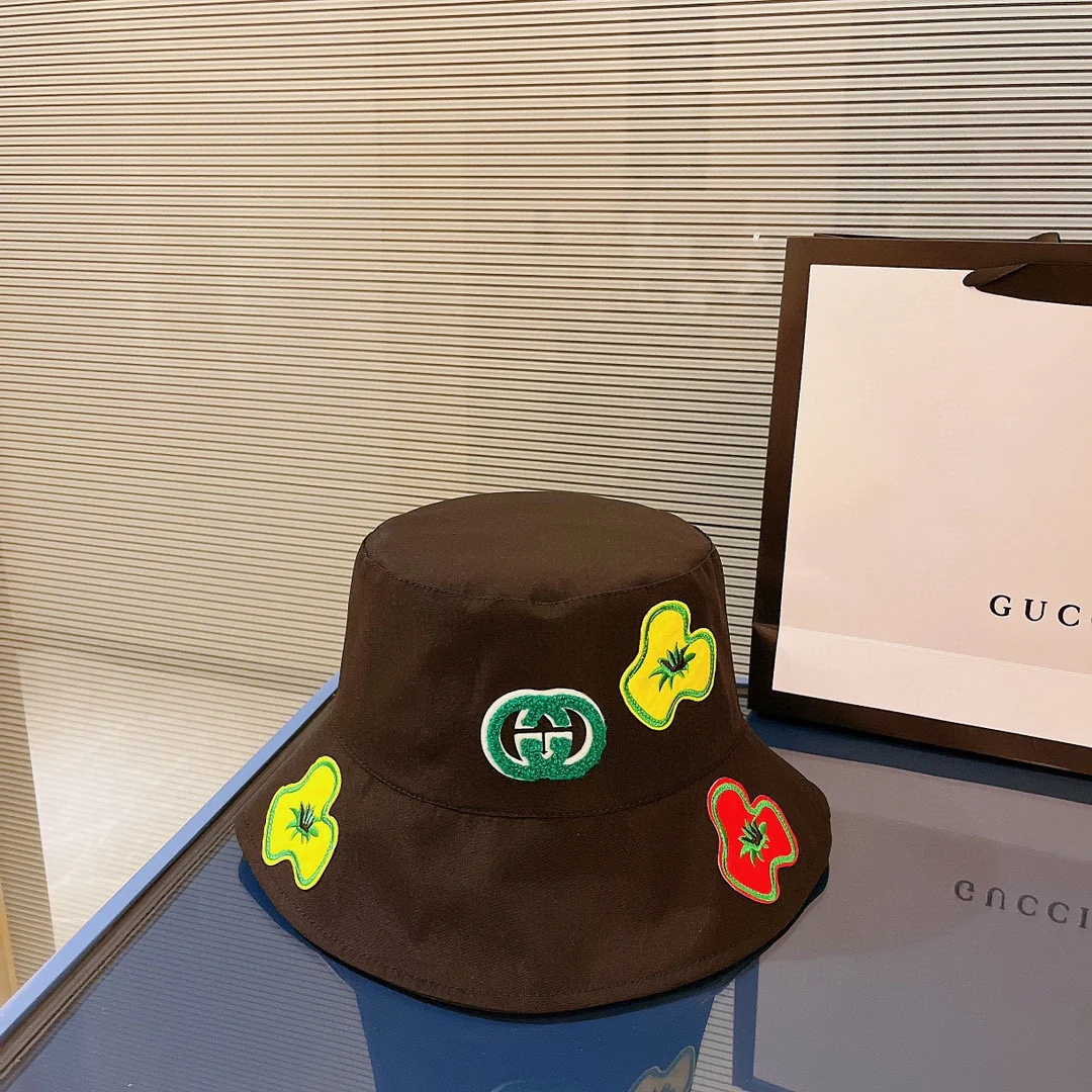 Gucci — панама, одобренная знаменитостями.