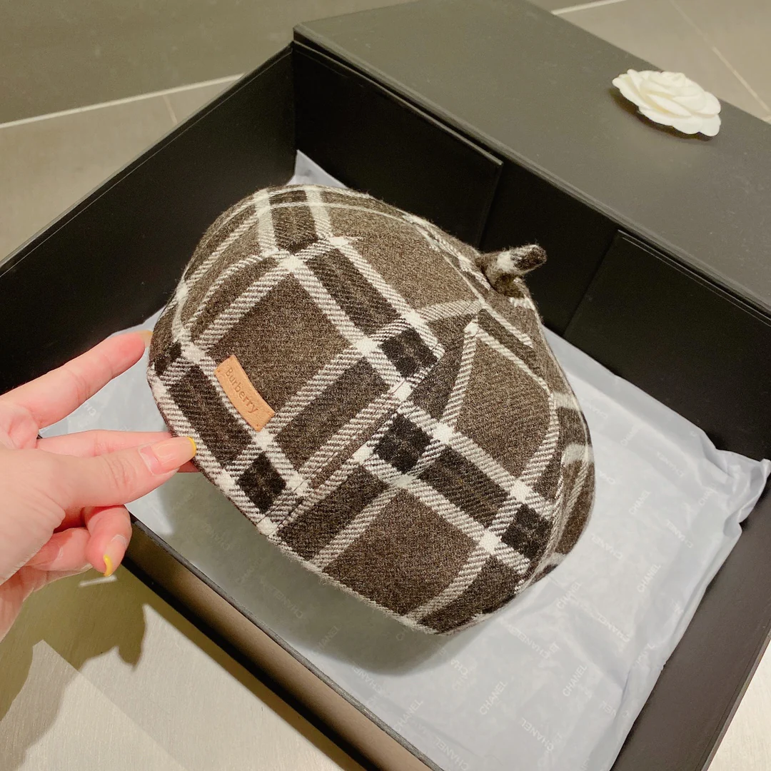Берет в клетку Burberry - серый