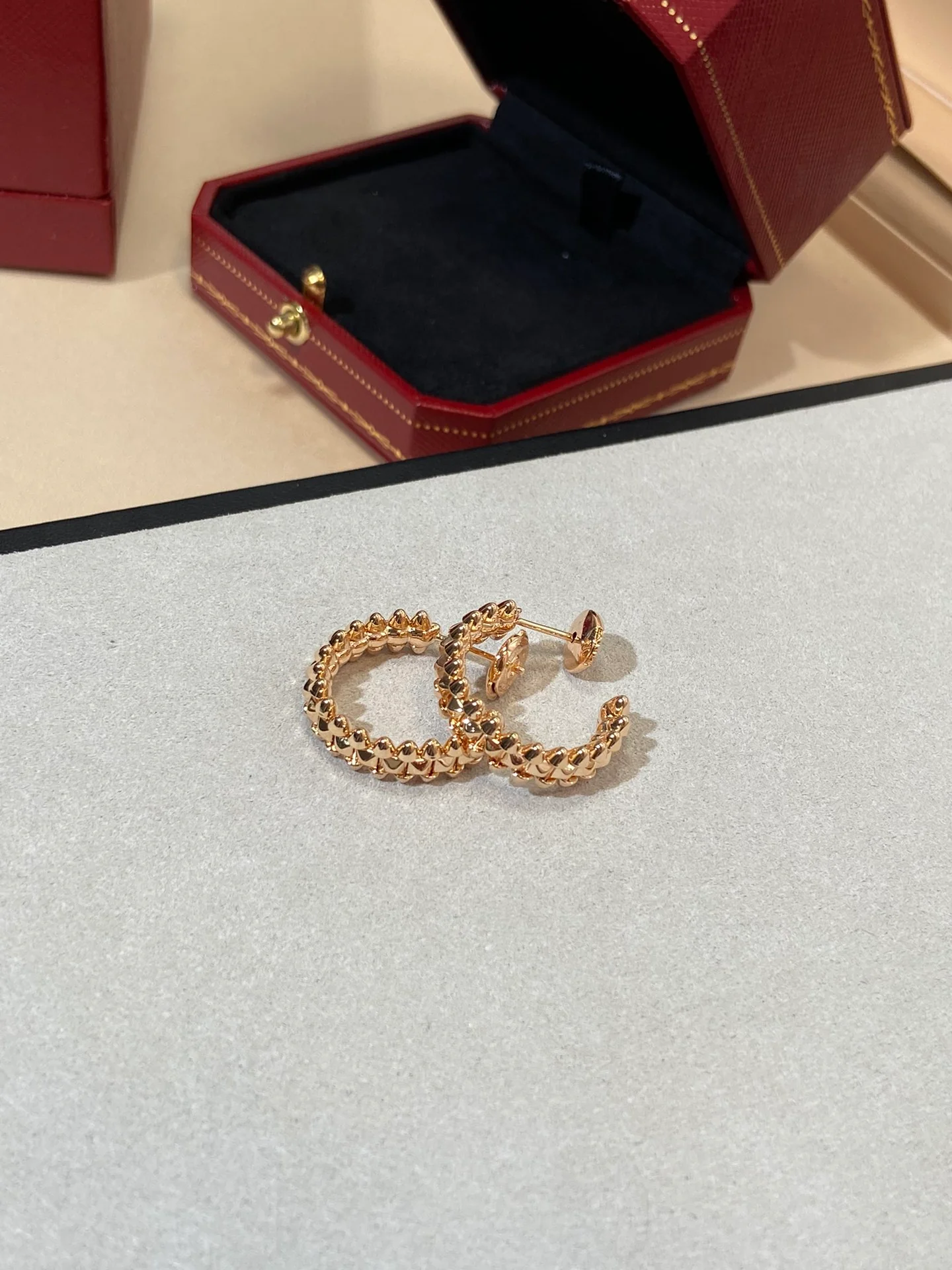 Серьги Cartier 003