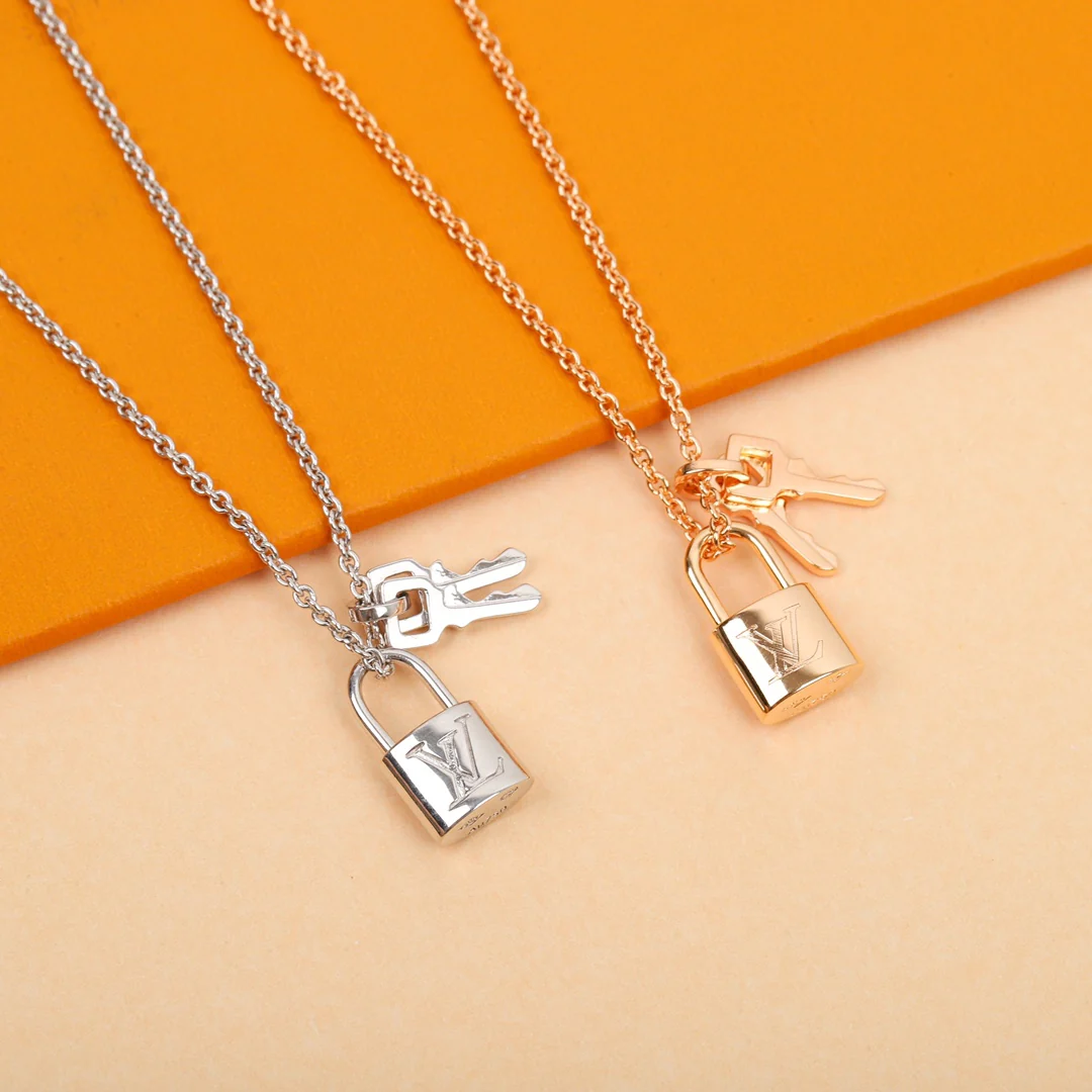 LV-Ожерелье 032