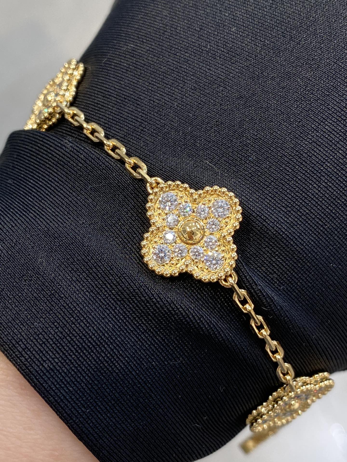 Van Vek - Браслет 034