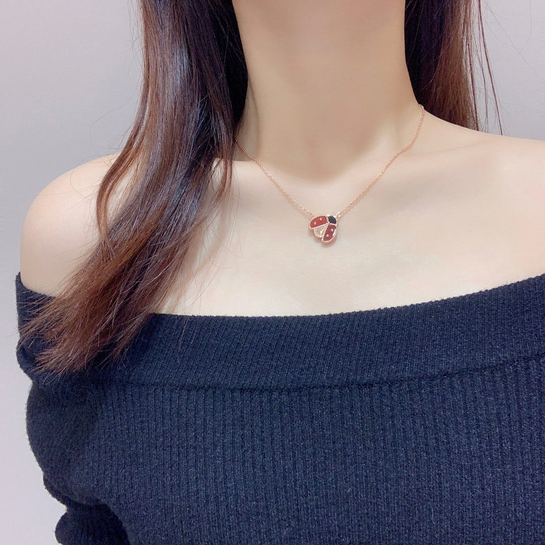 Van Vuitton - Колье 136