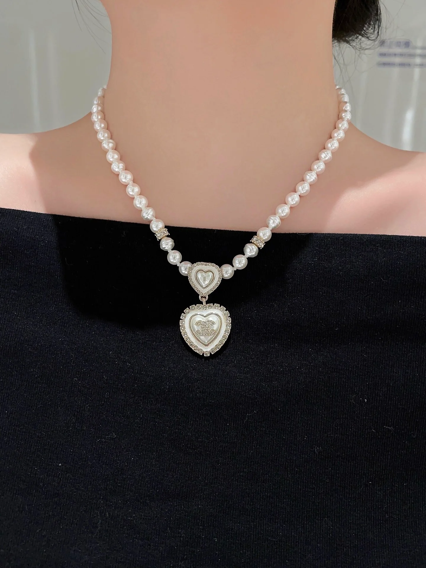 Колье Chanel 541