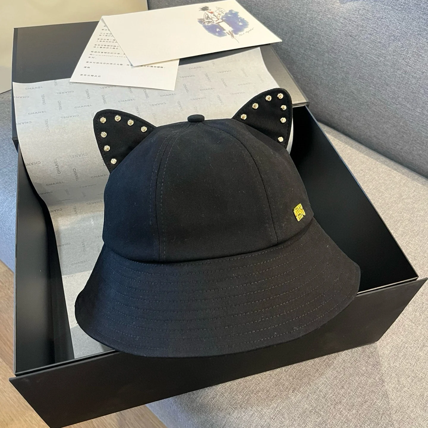 Рыбацкая шляпа Miu Miu с кошачьими ушками - Черная - 1