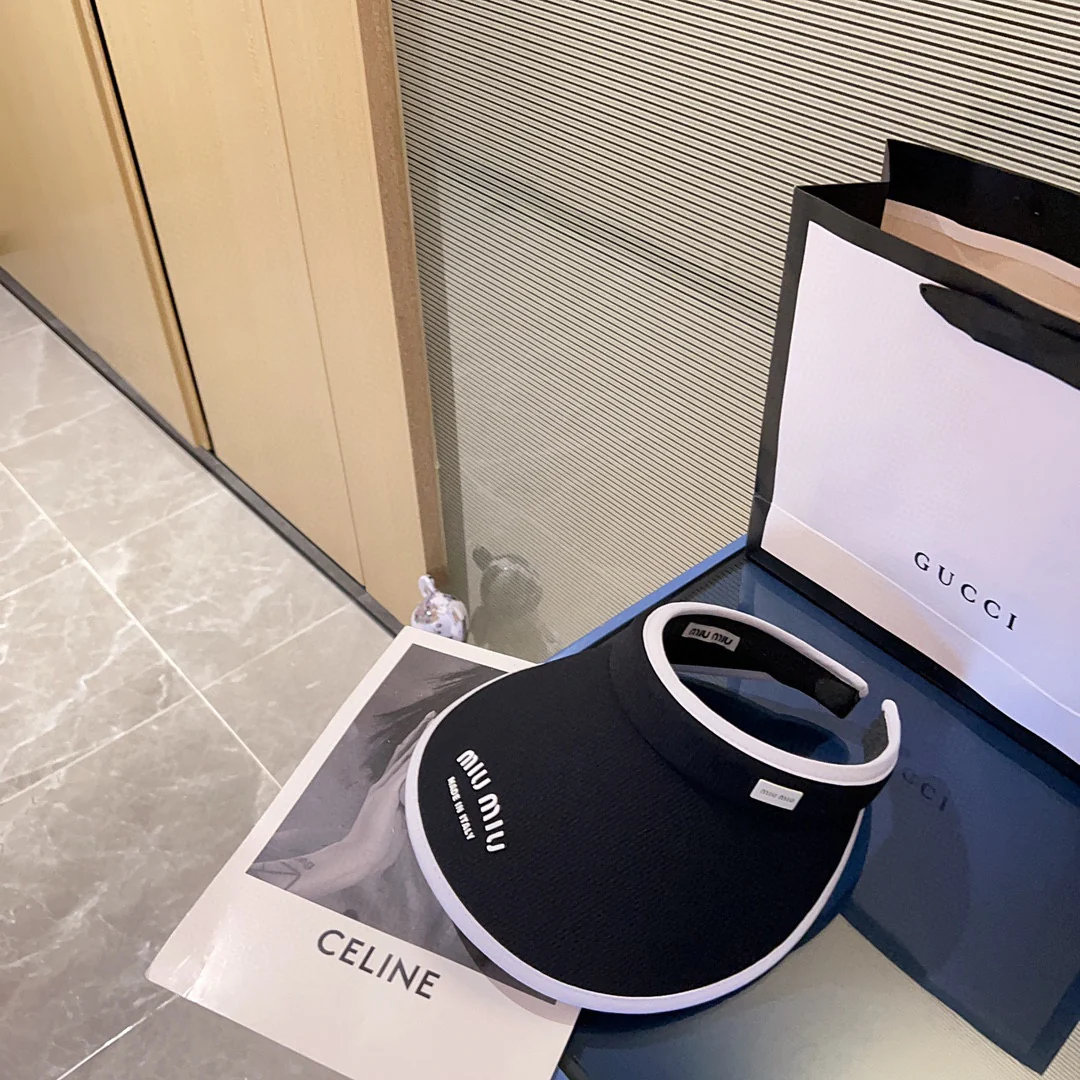 Новые поступления коллекции Miu Miu весна/лето 2023 - Козырек - Солнцезащитная шляпа - Черный - 1