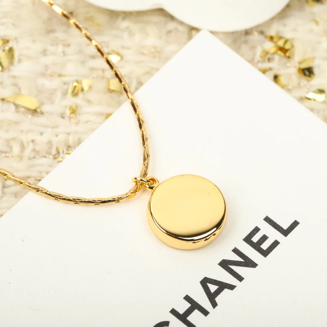 Chanel - Колье 391