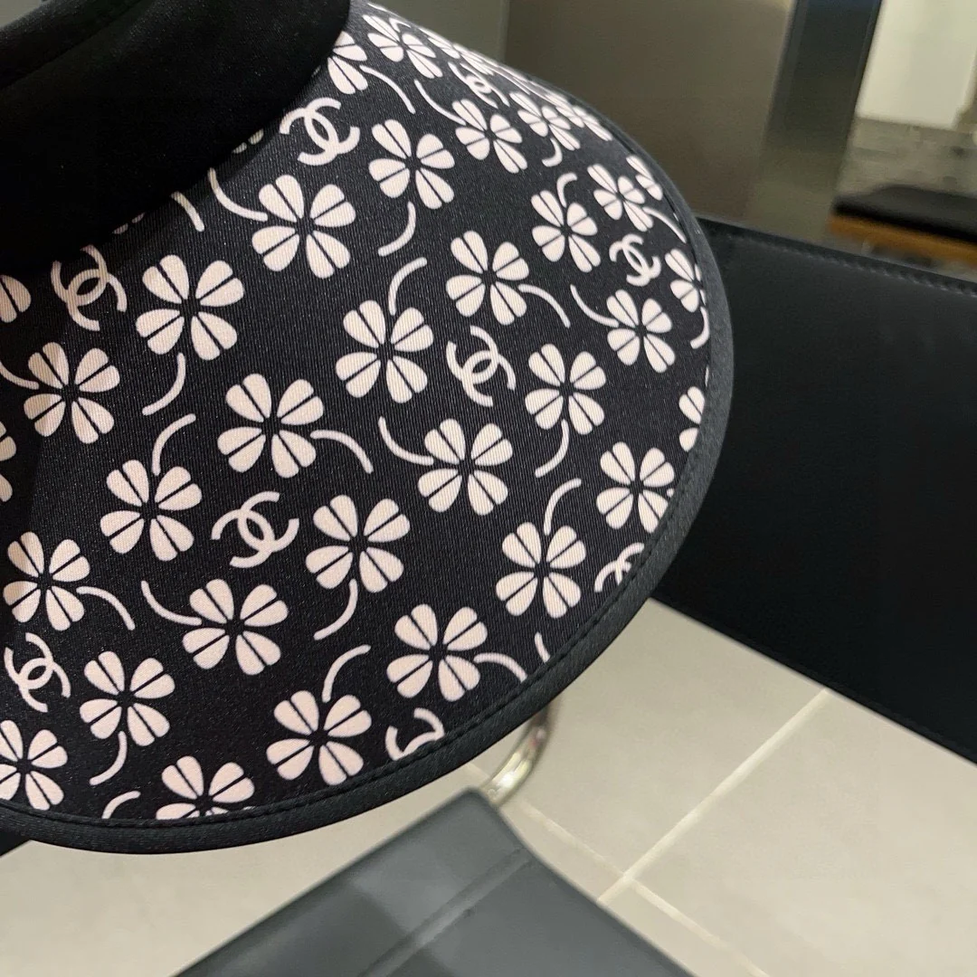 Шляпа Chanel Lucky Grass от солнца