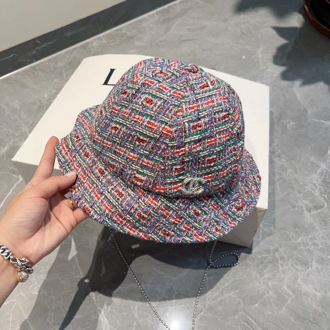 Chanel - Красочная вышитая рыбацкая шляпа - Розовая