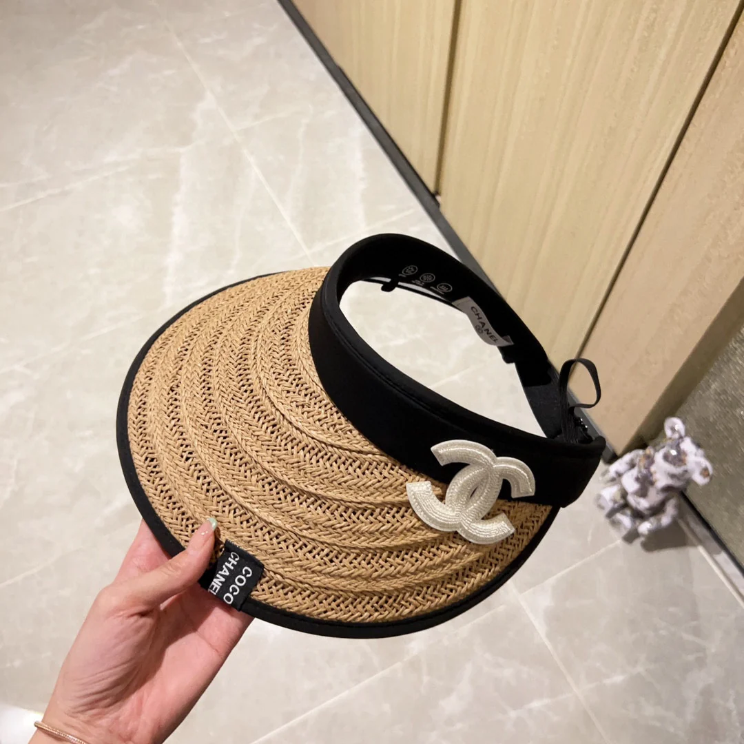 Новинка лета 2023 от Chanel - Соломенная плетеная козырек-шляпа - Солнцезащитная шляпа - Абрикосовый цвет