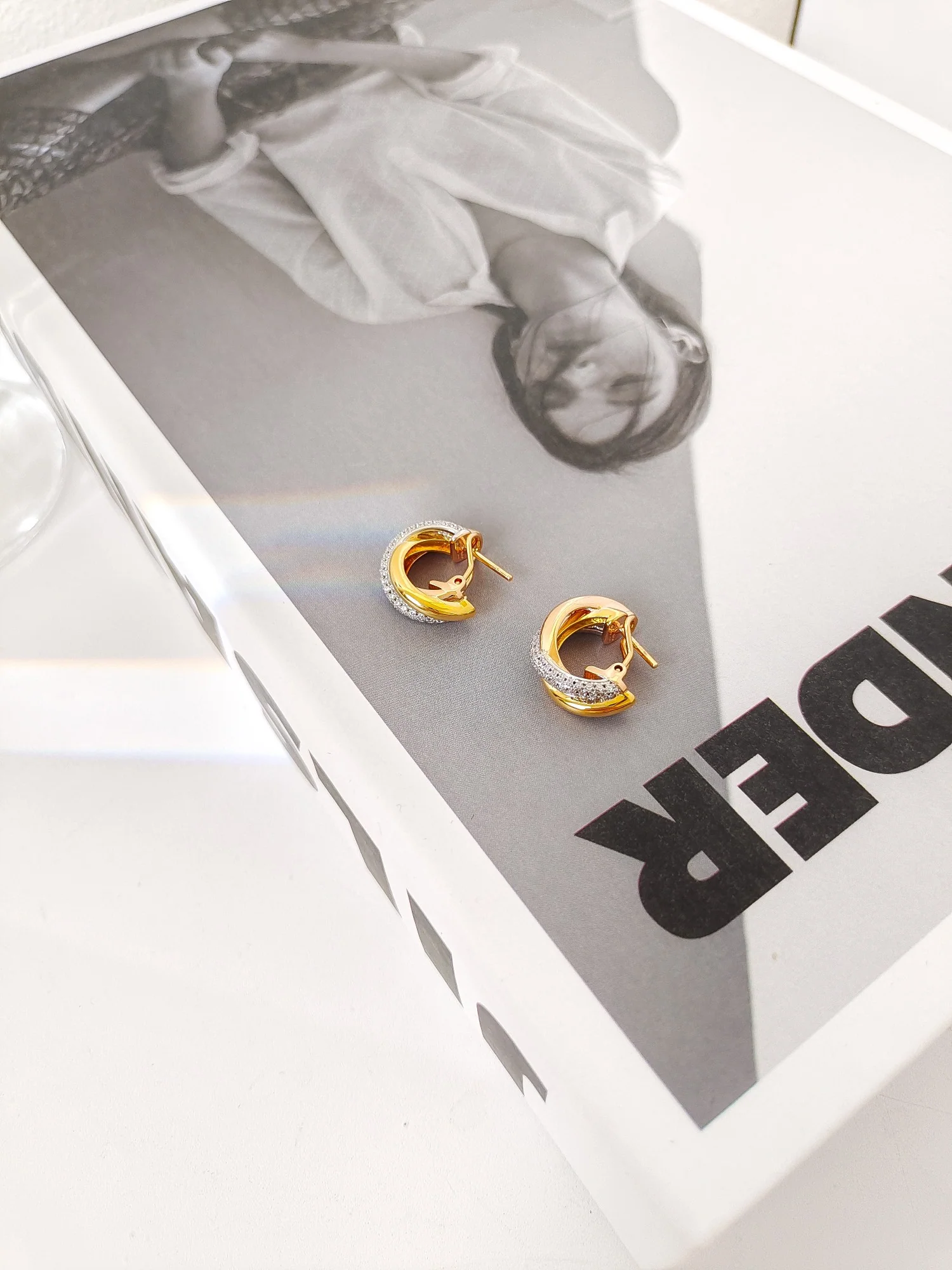 Серьги Cartier 055