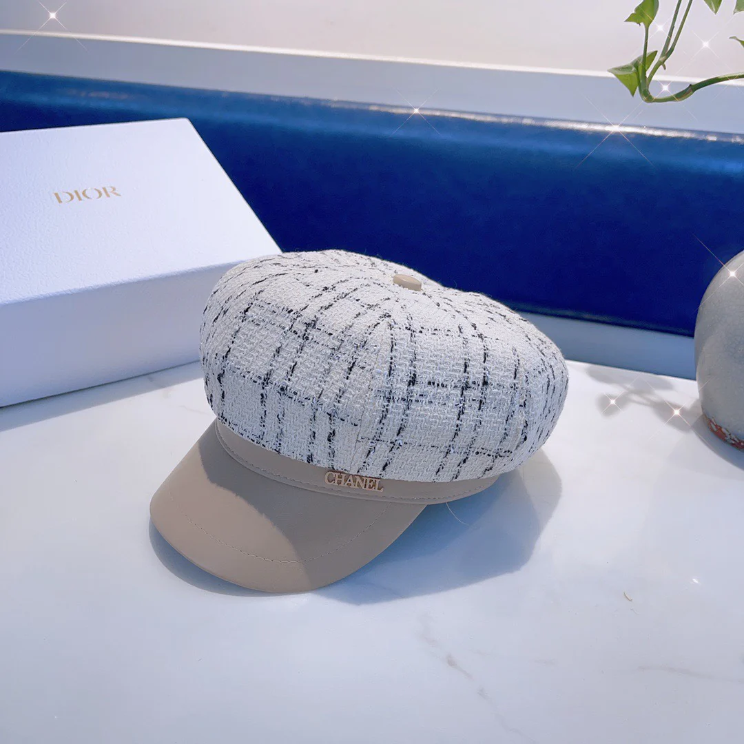 Chanel - восьмиугольная шляпа - белая