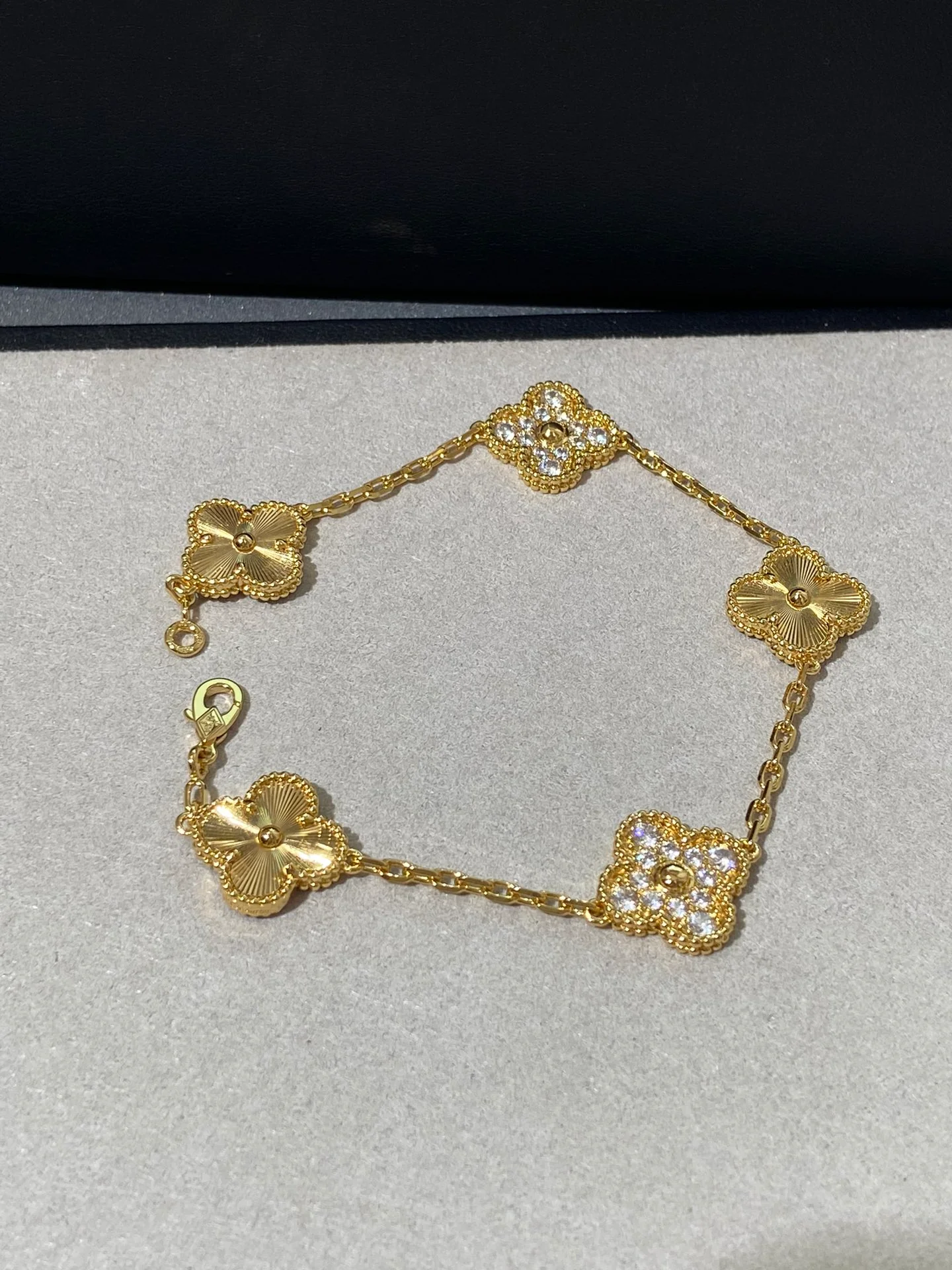 Van Vek - Браслет 036