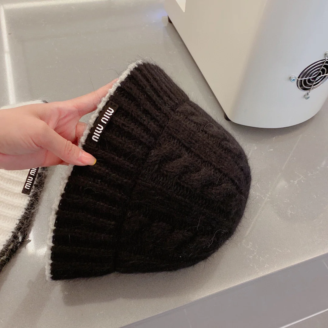 Miu Miu - Шерстяная рыбацкая шляпа - Черная