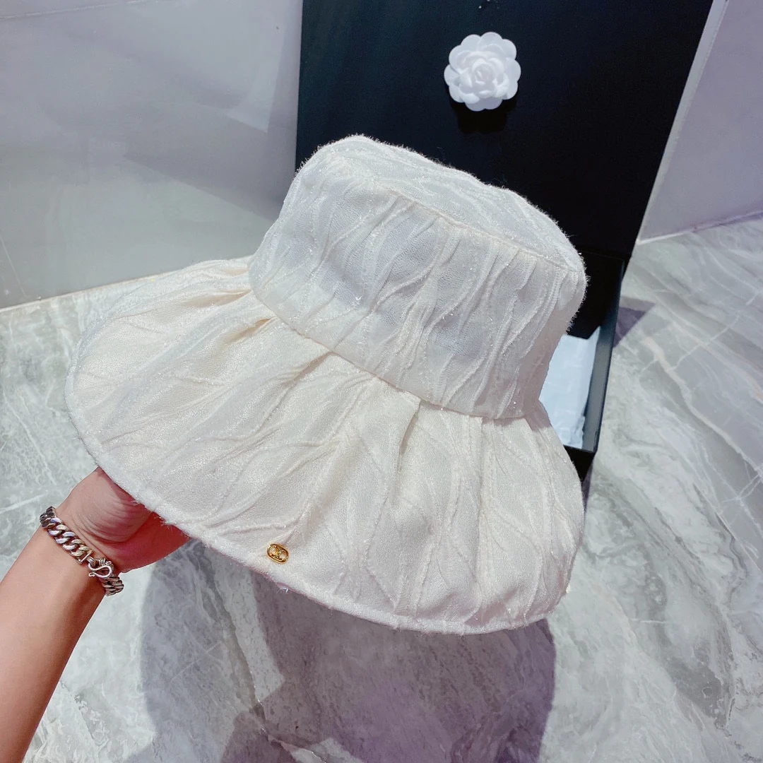 Celine - Шляпа от солнца с оборками