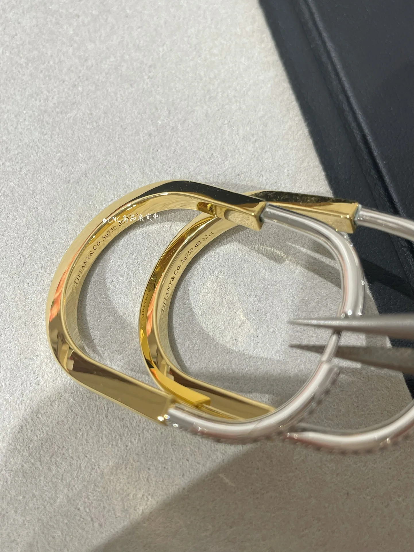 Серьги Tiffany - золотые 008