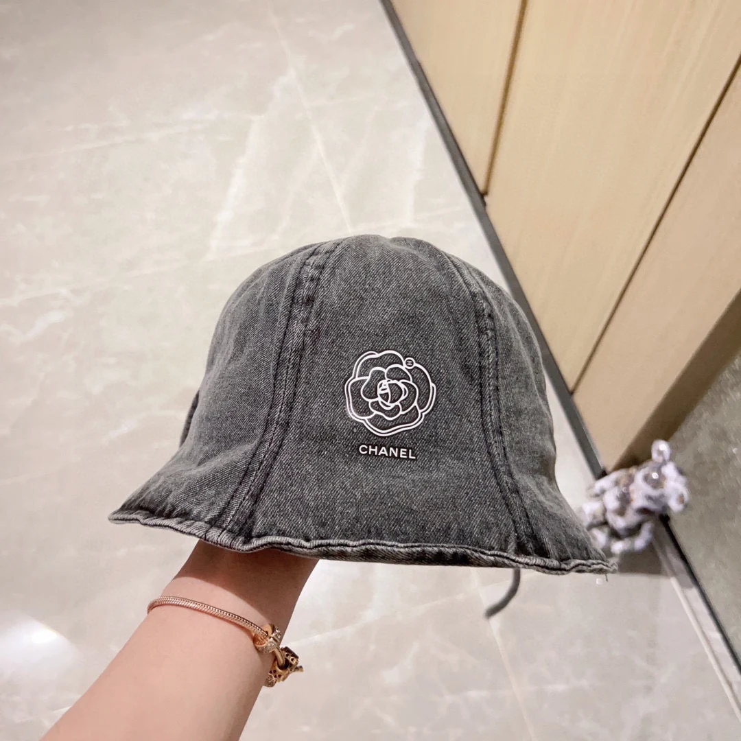 Новинка сезона весна/лето 2023 от Chanel - Ковбойская рыбацкая шляпа - Черная