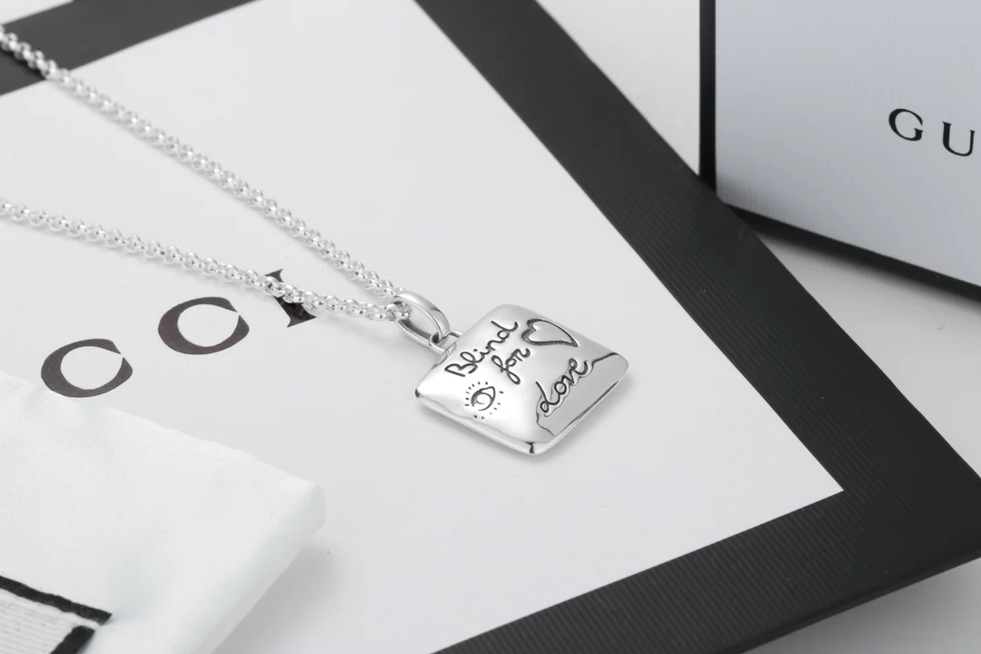 Gucci - Колье 034