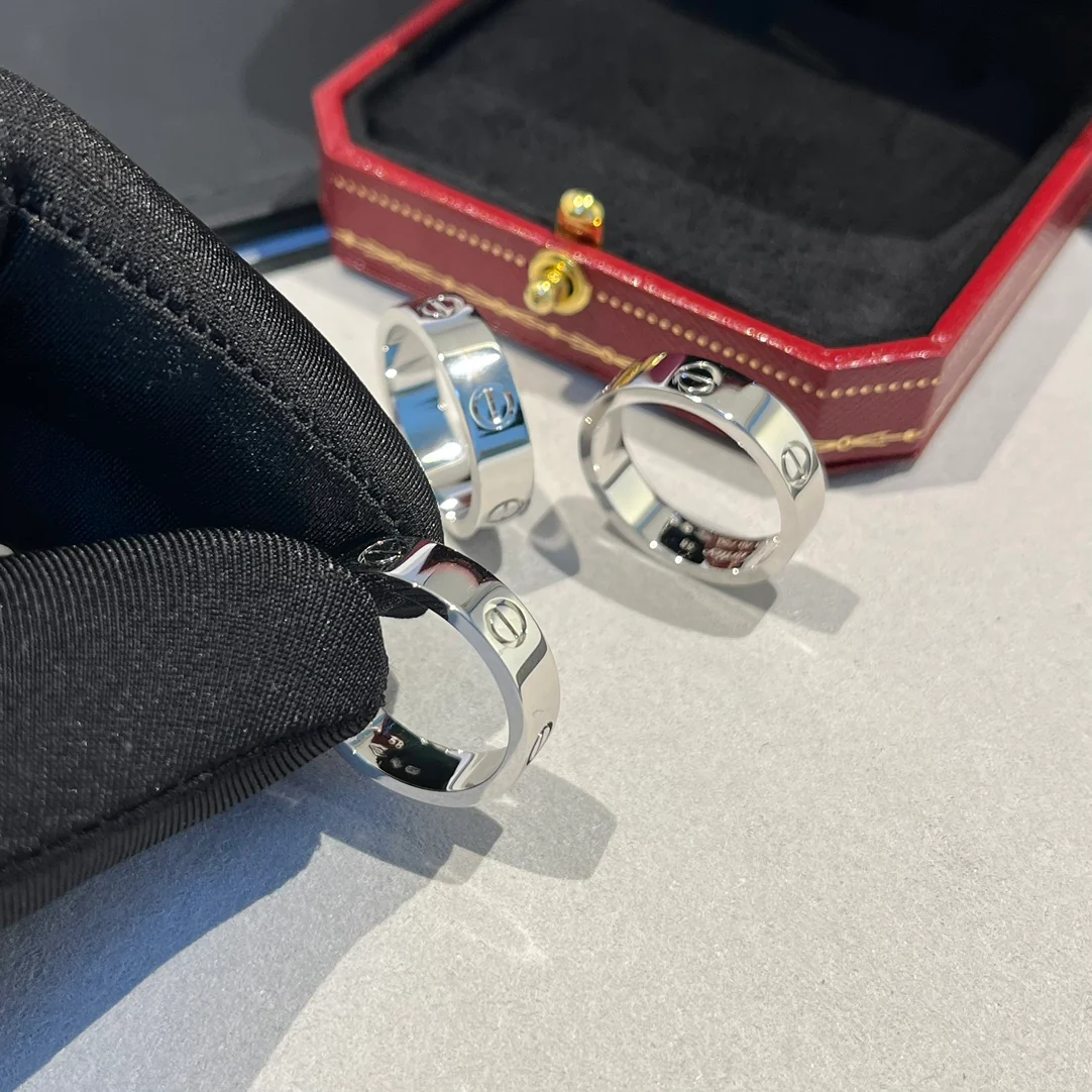 Кольцо Cartier 018