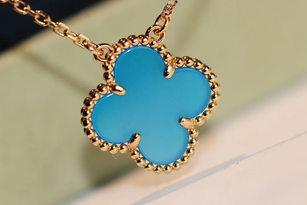 Колье VCA с четырехлистным клевером