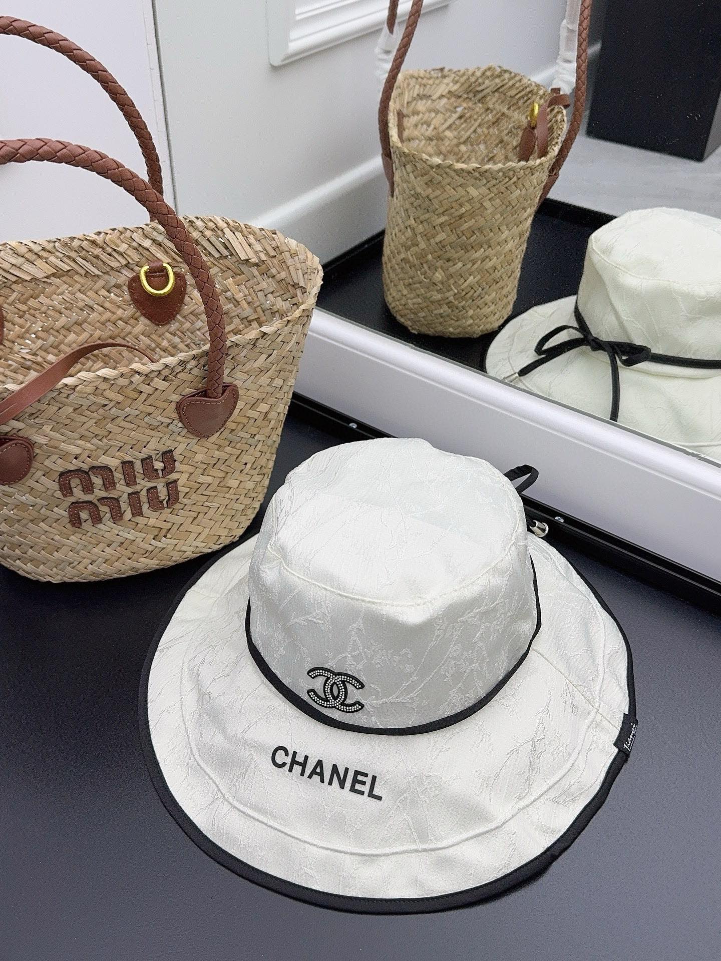 Chanel - Новая рельефная рыбацкая шляпа