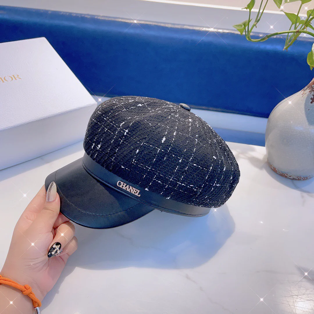 Chanel - восьмиугольная шляпа - черная