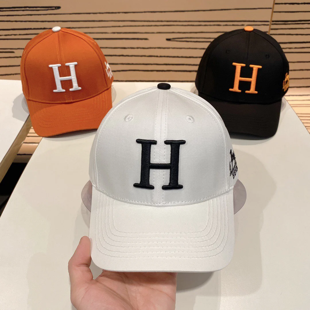 Бейсболка Hermes с однотонным логотипом