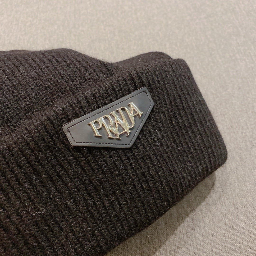 Prada - Вязаная шапка-бини - Унисекс - Черная