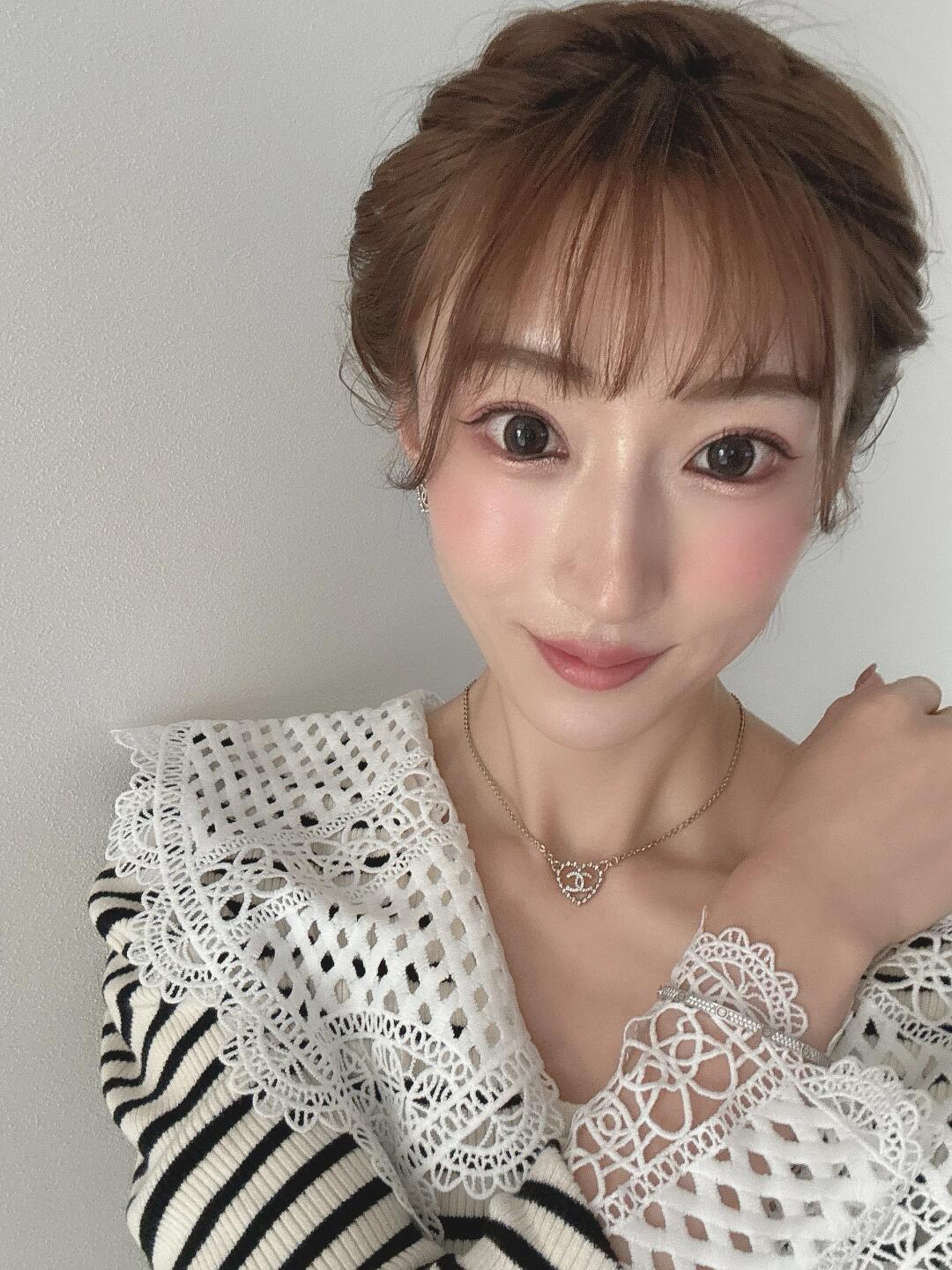 Колье Chanel 25p с ажурным сердцем