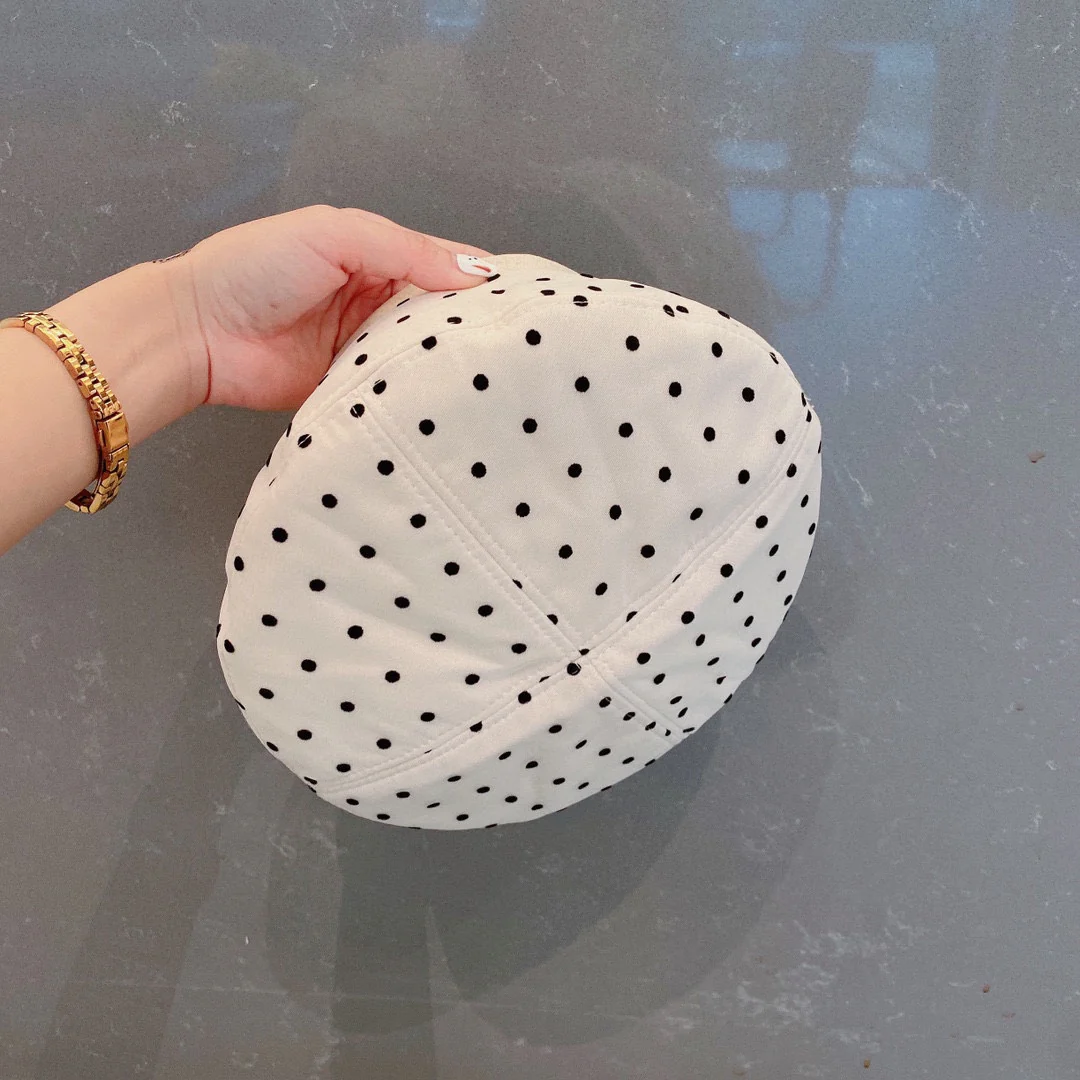 Берет Celine в горошек - белый