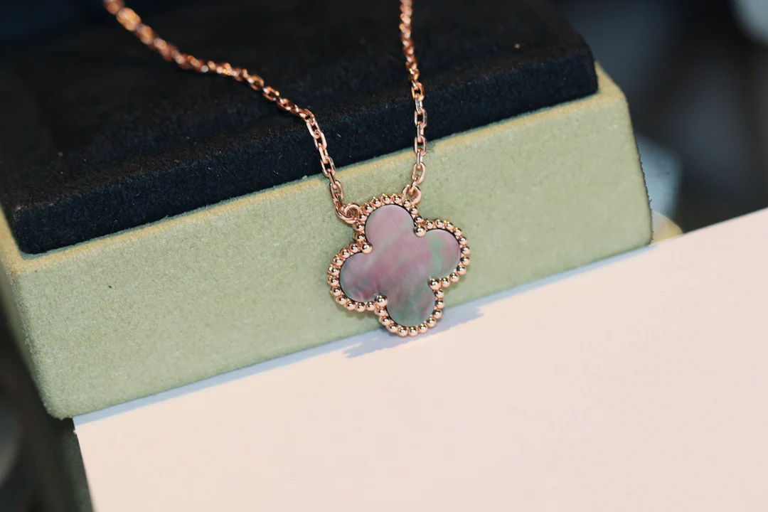 Van Vek - Колье 079