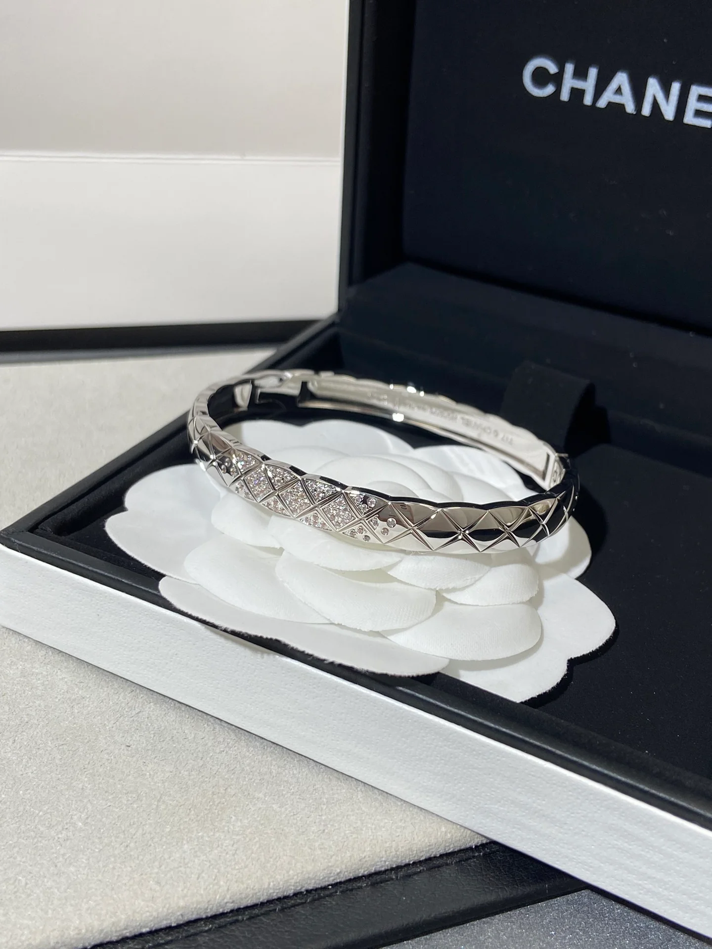 Браслет Chanel 105