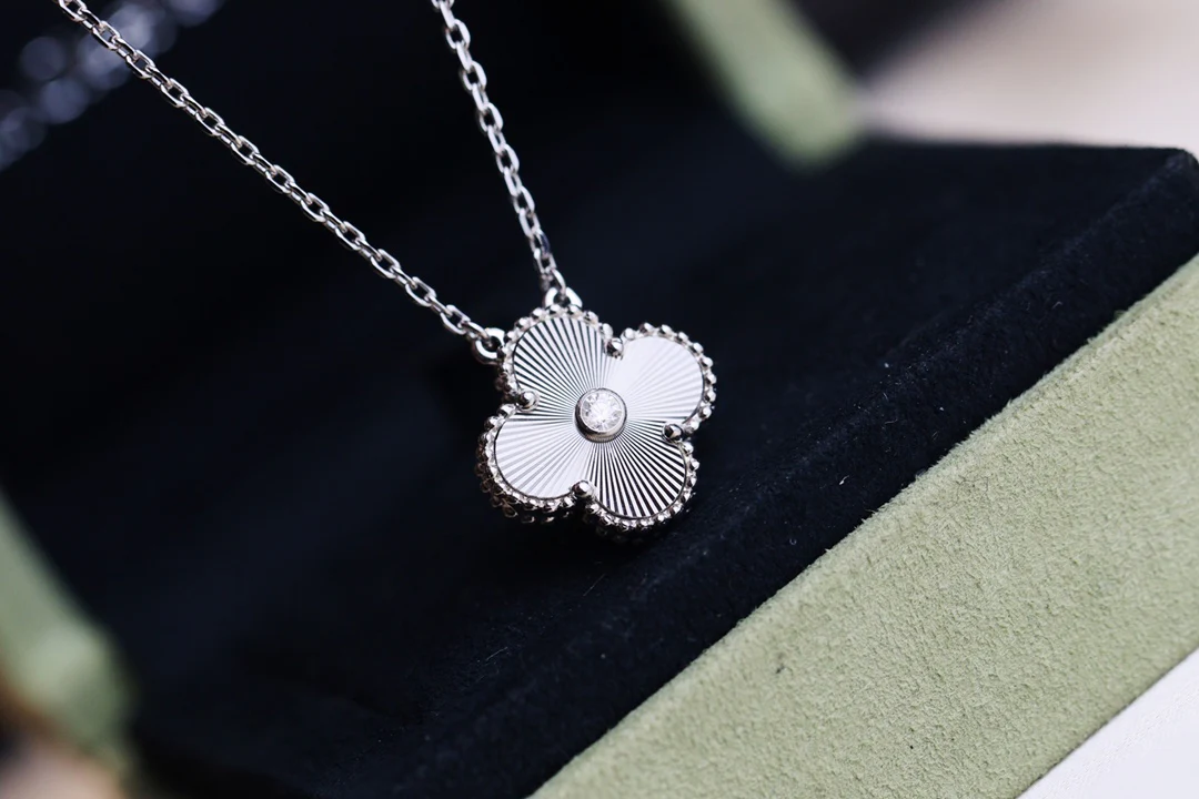 VCA-Ожерелье-11