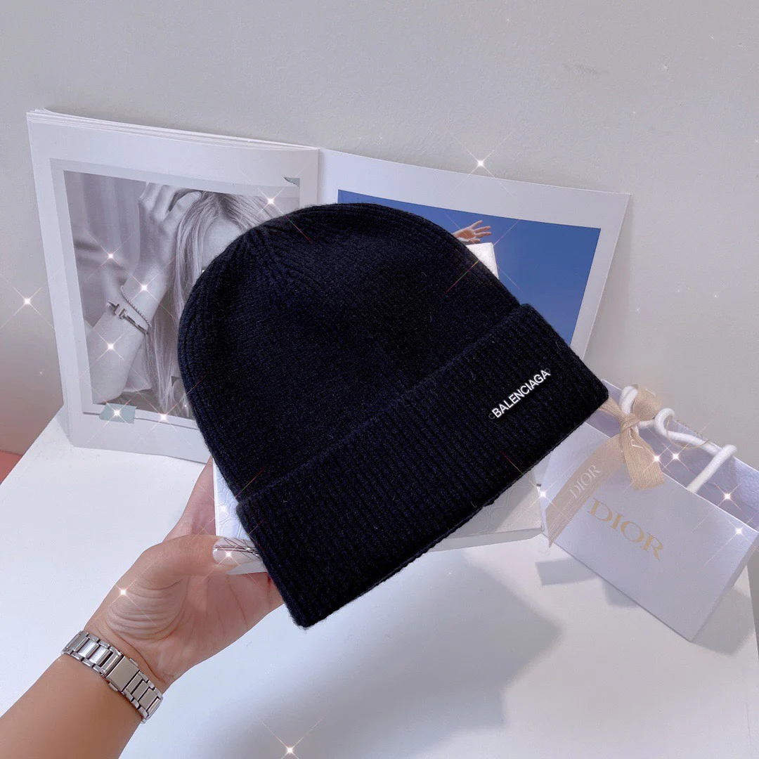 Balenciaga - Шерстяная шапка - Черная