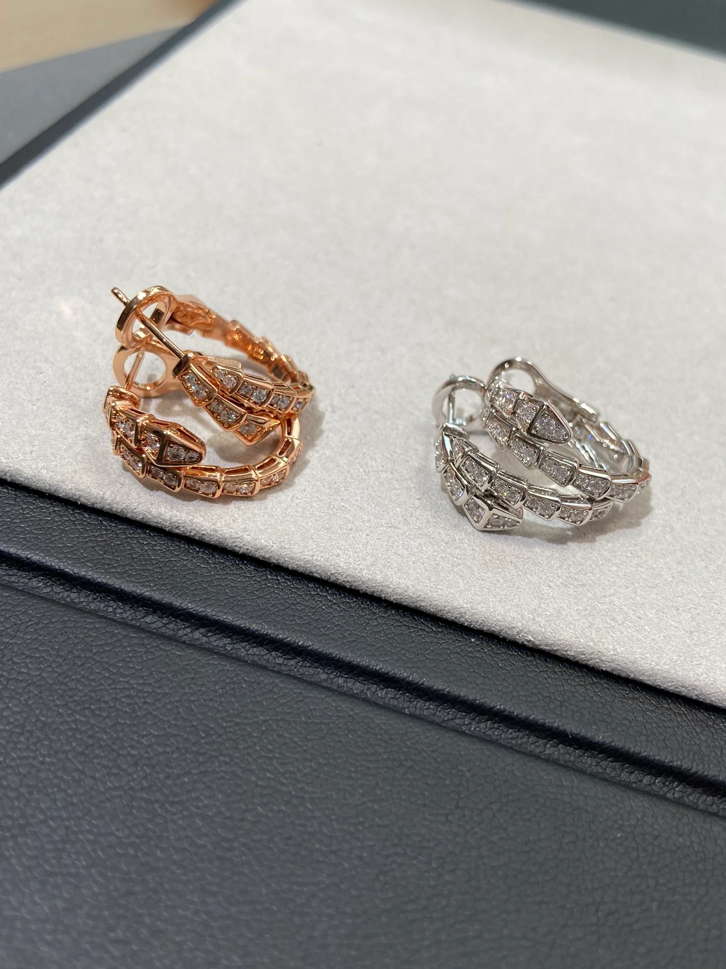 Серьги Bvlgari 041