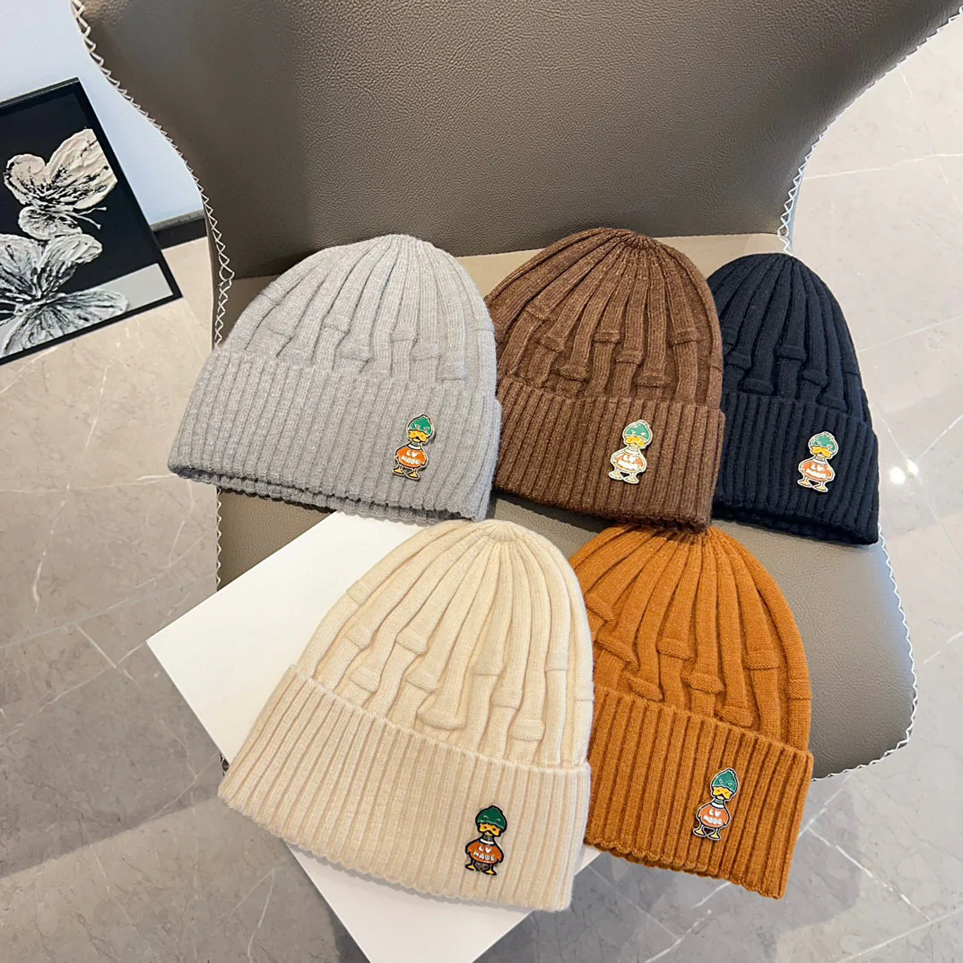 LV - Вязаная шапка 