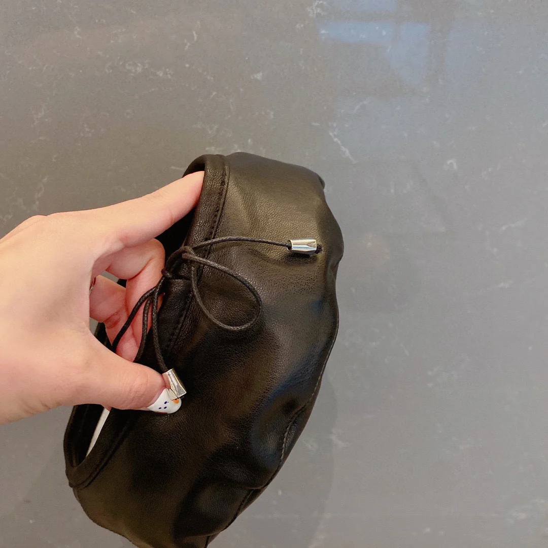 Шерстяной берет Prada - черный - 2